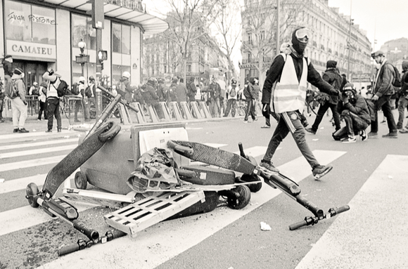 République - 12 - © 2021. Ivan Pistone. All Rights Reserved